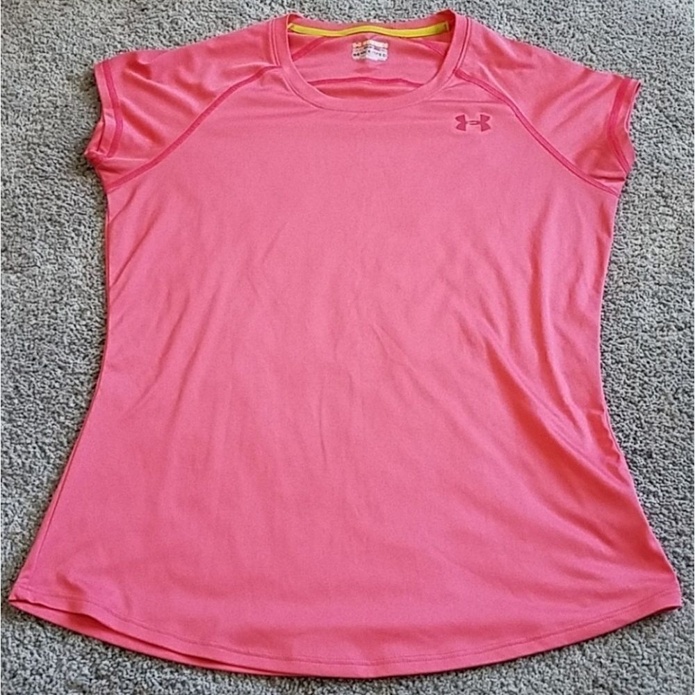 Under Armour Heat Gear‎ Athletic Top Pink Medium